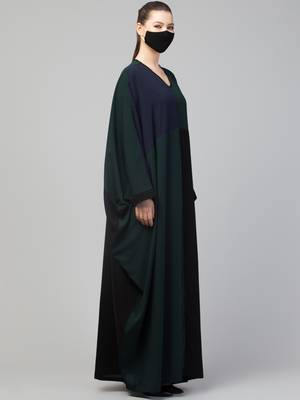 Color-Blocked Kaftan Abaya. 4
