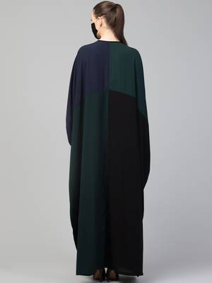 Color-Blocked Kaftan Abaya. 5