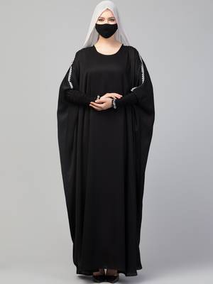 Free Size kaftan with long elasticated sleeves. 1