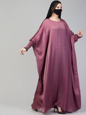 Free Size kaftan with long elasticated sleeves. 2