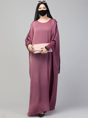 Free Size kaftan with long elasticated sleeves. 3
