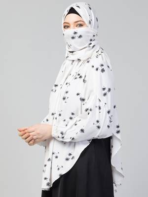 Ready To wear Instant Hijab With Attached Mouthpiece- Printed Crepe 3