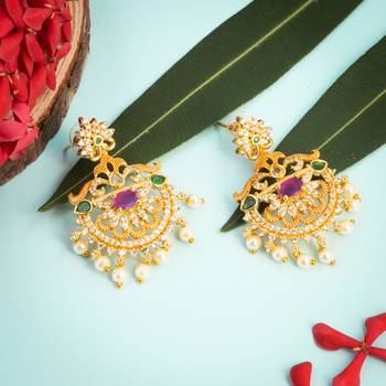 Gold emerald   chandbali 1