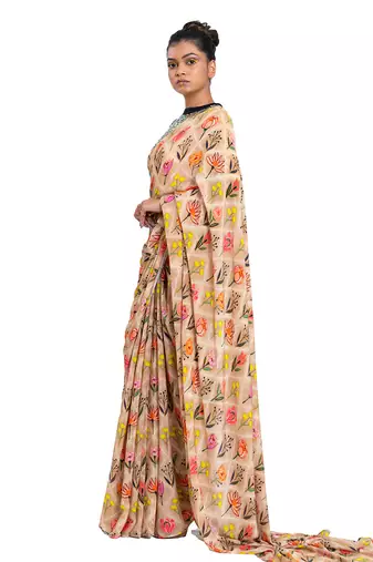 Beige Crepe Plain Saree With Blouse
