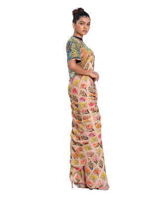 Beige Crepe Plain Saree With Blouse 3