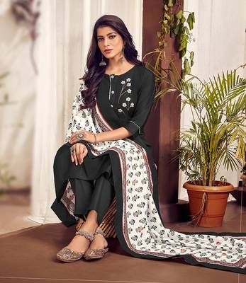 Black embroidered cotton salwar 4