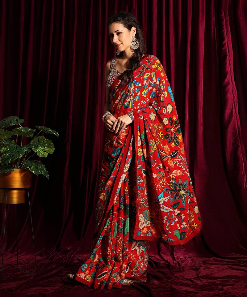 Red Crepe Saree With Blouse