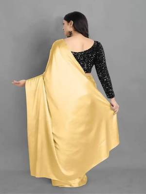 Cream embroidered silk saree with blouse 3