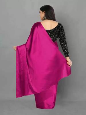 Rani pink embroidered silk saree with blouse 3