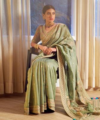 Green Organza Saree With Blouse 2