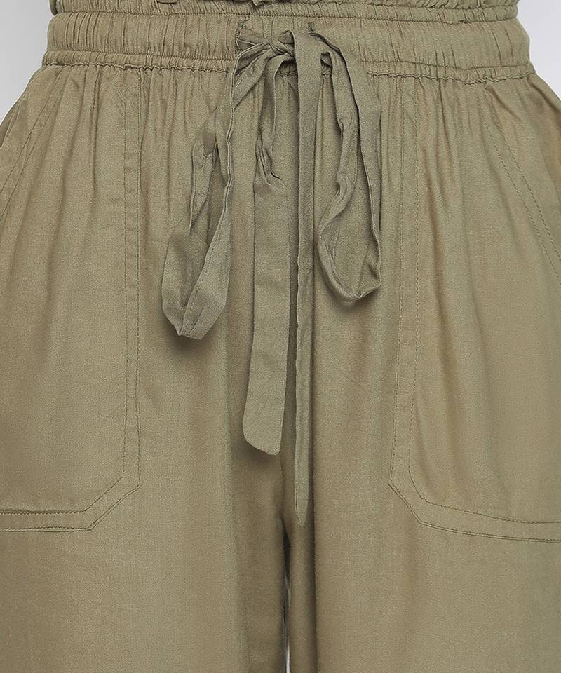 Leafed out solid green elasticated women pant