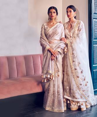 Ivory Organza Saree With Blouse 2