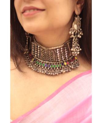 Silver Aazreen  Necklace 1