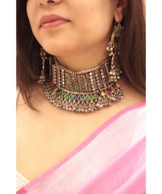 Silver Aazreen  Necklace 2
