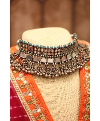 Silver Lakisha Necklace 2