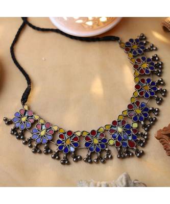 Silver Ava Necklaces 1