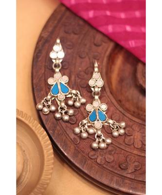 Silver Haseen Earrings 3