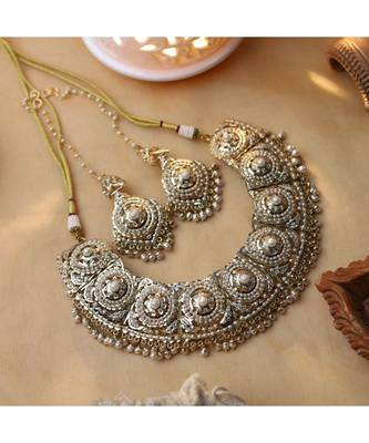 White Jadau Necklace Set  1
