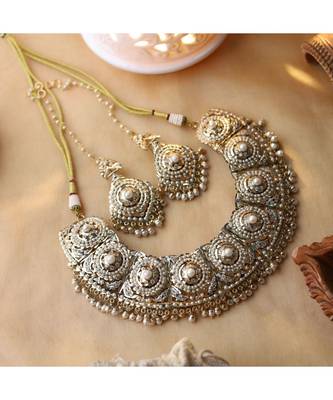 White Jadau Necklace Set  2