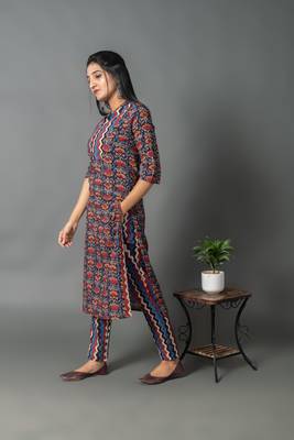 Maroon printed cotton cotton-kurtis 3