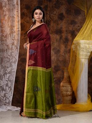Maroon hand woven art silk saree with blouse 2