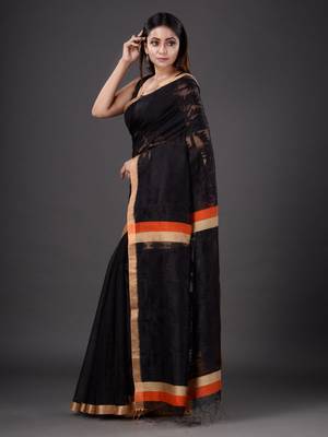 Black hand woven pure silk saree with blouse 2