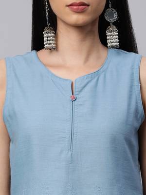Aqua-blue embroidered cotton sleeveless-tops 5