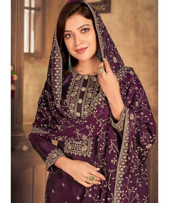 Purple Embroidered Salwar Suit In Viscose 3