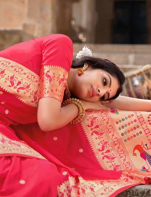 Pink woven banarasi silk saree with blouse 2