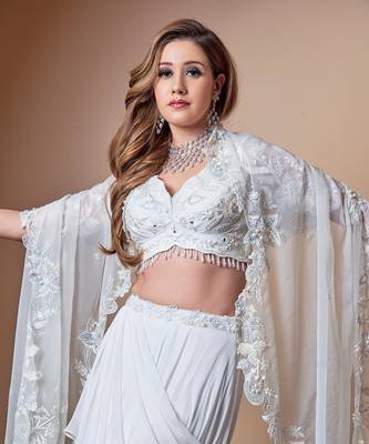 Floral Machine Work Blouse, Paired With Skirt And Dupatta 3