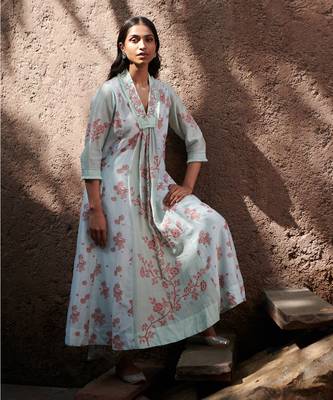 Gulab Pale Blue With Onion Pink Kurta-Sets 2