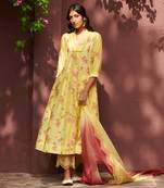 Gulab Pale Yellow And Maroon