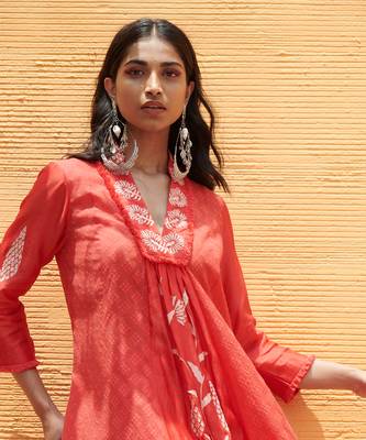 Jharokha Red And Peach Kurta-Sets 2