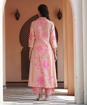 Jharokha Peach And Bright Pink Kurta-Sets 4