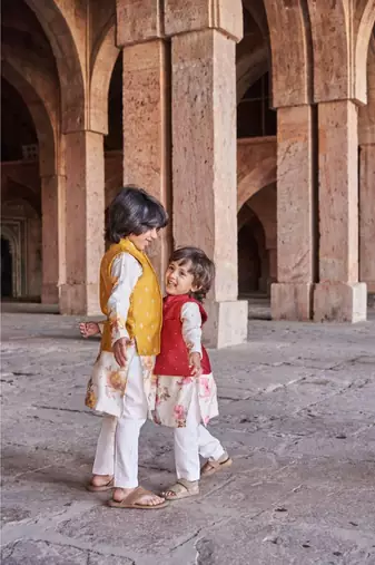 Floral Organza Kurta With Mukesh Chanderi Jacket Set