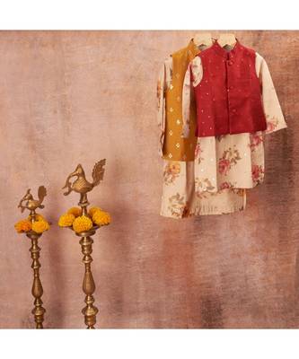 Floral Organza Kurta With Mukesh Chanderi Jacket Set 5
