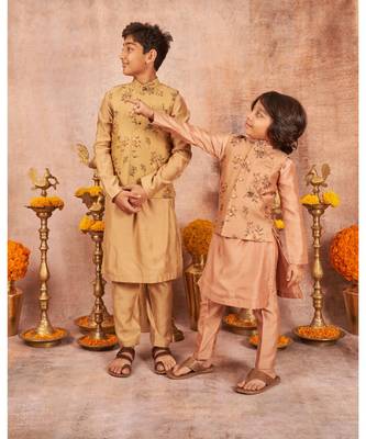 Handloom Pinted Tussar Silk Jacket With Matching Kurta Pajama Set 2