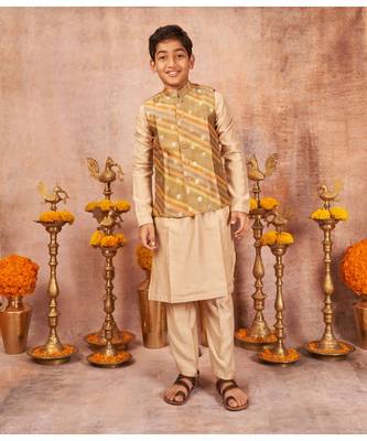 Moonga Silk Zari Work Jacket And  Kurta Pajama Set 2