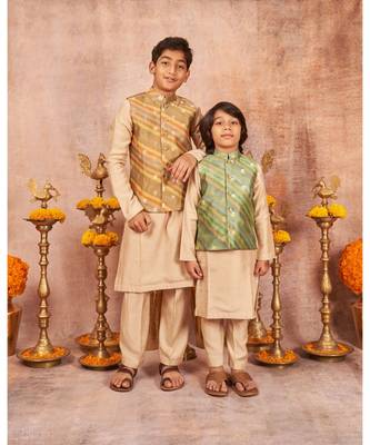 Moonga Silk Zari Work Jacket And  Kurta Pajama Set 4