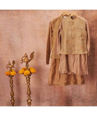 Moonga Zari Work Jacket With Matching Kurta Pajama Set 3