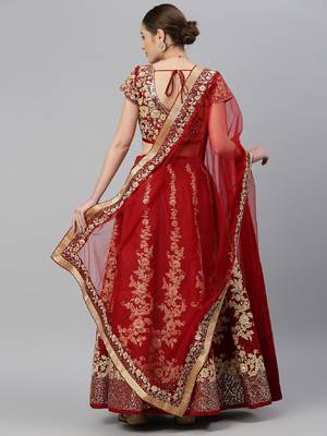 Elegant Maroon Fine Embroidered Women's Semi Stitched Designer Lehenga Choli For Wedding 2