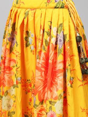 Yellow embroidered organza semi stitched lehenga 5