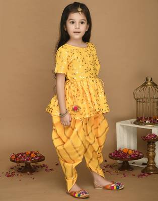 Yellow With Gold Print Dhoti & Jhabala 5