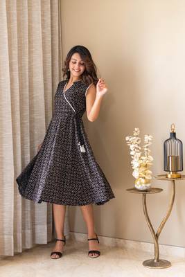 Black printed cotton party-wear-kurtis 2