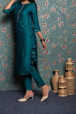 Turquoise embroidered silk ethnic-kurtis 3