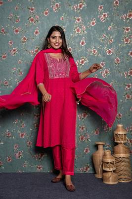 Pink embroidered silk ethnic-kurtis 2