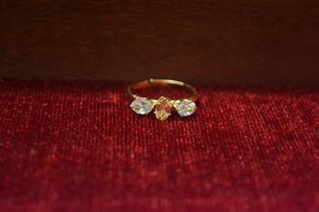 Gold diamond Finger rings 1