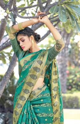 Green woven organza saree with blouse 2