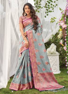Grey woven organza saree with blouse 1