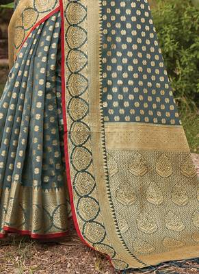 Grey woven organza saree with blouse 3